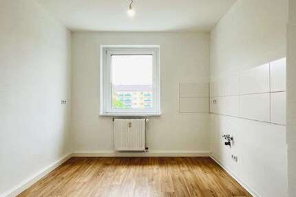 Wohnung zum Mieten in Freital 343,53 € 53.26 m²
