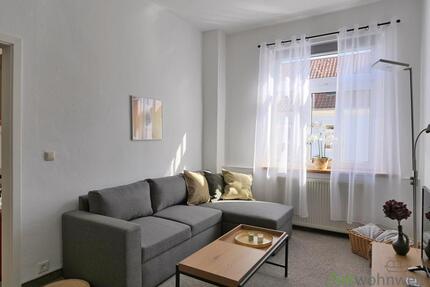 (EF0721_M) Arnstadt: Arnstadt: neu renovierte möblierte Wohnung, Garten am Haus, WLAN und PKW-Stellplatz inkl.