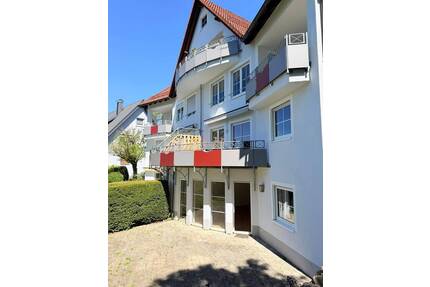 Zwei Zimmer, zwei Bäder und eine große Terrasse in sonniger Lage - Unterkirnach
