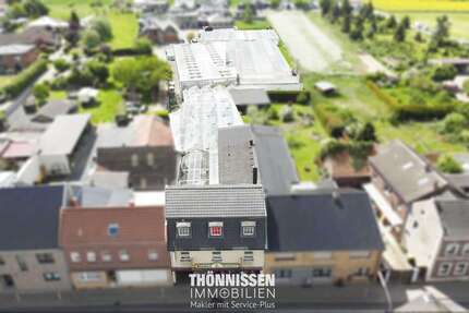 Haus zum Kaufen in Heinsberg-Kirchhoven 498.000,00 € 153 m²