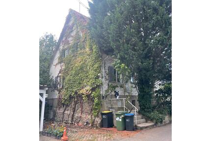 Doppelhaushälfte mit großem Garten zentral in Mühlacker