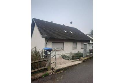 bezugsfertige 3 Zimmer-Wohnung mit Balkon im schönen Volmetal - Hagen Dahl