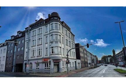 Lukratives Entwicklungsobjekt - Mehrfamilienhaus mit Gewerbe zur eigenen Neugestaltung - Duisburg Hochfeld