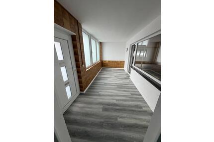 Frisch Renovierte 5 Zimmer-Wohnung zu vermieten - Hungen