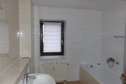 Gemeinde Naundorf bei Oschatz OT Salbitz - Dreiraumwohnung mit Balkon