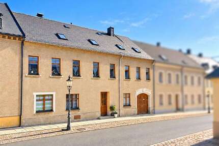 Haus zum Kaufen in Elterlein 49.999,00 € 174 m²