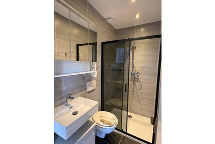 Neues möbliertes Apartment mit Bad, Küche und Internet. 700,-€ warm - Mamming
