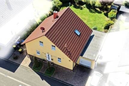 Modernes Energiesparhaus mit Garage und Garten in begehrter Lage von Weilerswist-Süd .