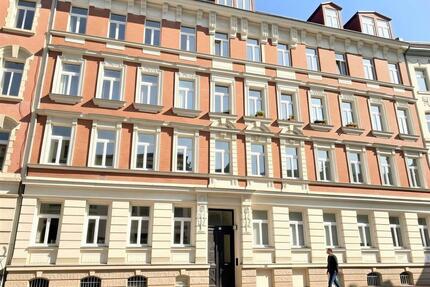 *NEU* Großzügige 1-Raum-Wohnung mit moderner EBK ! - Leipzig Südost