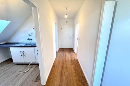 Größer als gedacht, 3 ZImmer, Renoviert - Bleckede