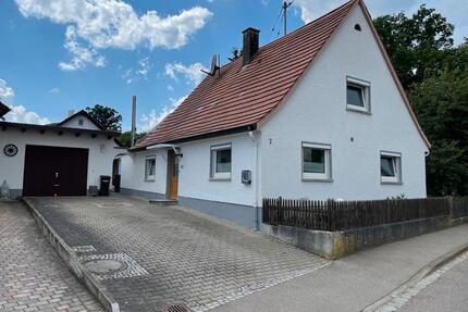 Einfamilienhaus mit Garage,Garten und Terasse zum Vermieten - Pfaffenhofen an der Roth