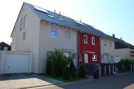 Haus zum Mieten in Hagenbach 1.790,00 € 157 m²