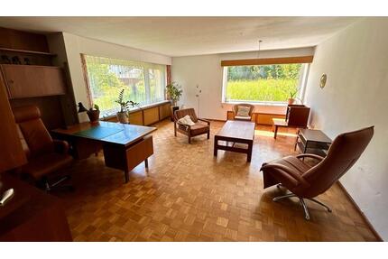 4-Zimmer-Wohnung (EG, 108 m²) mit großem Grundstück - Bad Dürrheim