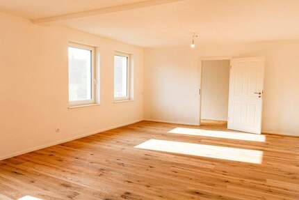 Hochwertig renovierte DHH in Laufenburg - OT Grunholz