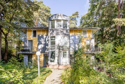 Provisionsfrei* 3-Zimmer-Terrassenwohnung mit ca. 300 m² eigenem Garten in Frohnau - Berlin