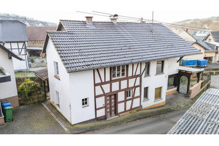 Fachwerkhaus mit massivem Anbau - Roßbach-Wied - Handwerkerjuwel! - Roßbach/Wied