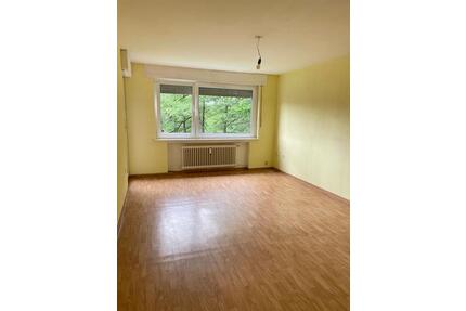 *renoviert* Geräumige Zweizimmerwohnung mit Balkon - Detmold Hiddesen