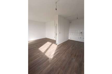 Wohnung zum Mieten in Halle 342,00 € 56.02 m²