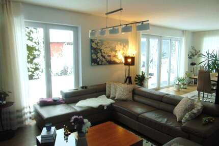 Haus zum Kaufen in Unterföhring 3.100.000,00 € 228 m²