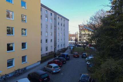 Wohnung zum Kaufen in München 295.000,00 € 29.41 m²