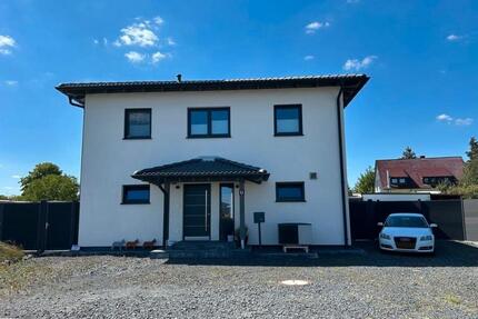 Traumhaus mit großem Garten zu verkaufen - Ebersdorf bei Coburg
