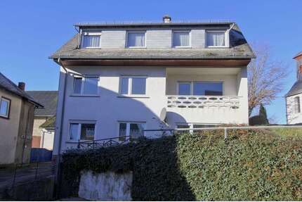 Haus zum Kaufen in Schnorbach 115.000,00 € 283 m²