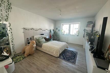 Große 2,5 Zimmer Wohnung Bochum Innenstadt