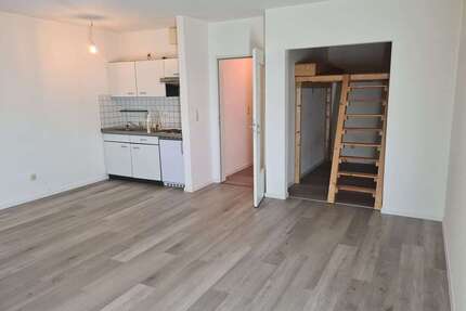 Wohnung zum Mieten in Hermsdorf 310,00 € 36.94 m²