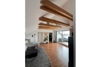 Helle 3-Zimmer Wohnung mit Balkon in ruhiger Wohnlage - Laaber