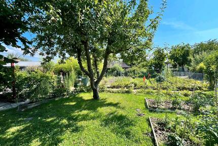 Kleingarten - 1.900,00&nbsp;EUR Kaltmiete, ca.&nbsp; 0,00&nbsp;m&sup2; in Wolfsburg (PLZ: 38440)