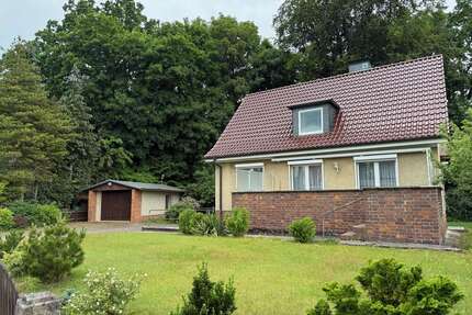 Haus zum Mieten in Schwerin 1.500,00 € 90 m²