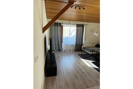 Dachgeschosswohnung - 1.100,00&nbsp;EUR Kaltmiete, ca.&nbsp; 86,00&nbsp;m&sup2; in Aßlar (PLZ: 35614)