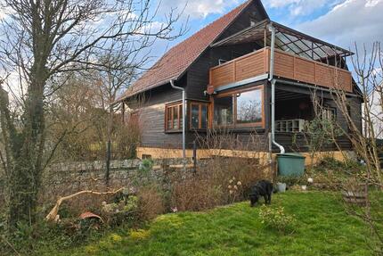 Freistehendes Einfamilienhaus mit Garten auf 860 qm Grundstück - Löhnberg