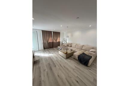 Moderne 4-Zimmer-Wohnung mit Balkon im ruhiger Lage - Wesel Bislich