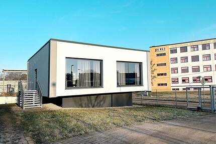 Neubau - gesicherter Meetingpoint -modern, diskret, kontrolliert- 18057 Rostock OT Kröpeliner-Tor-Vorstadt, Schonenfahrerstraße 11b