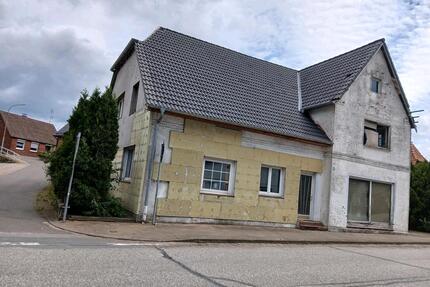 mehrfamilienhaus - 119.000,00&nbsp;EUR Kaufpreis, ca.&nbsp; 320,00&nbsp;m&sup2; in Süderhastedt (PLZ: 25727)