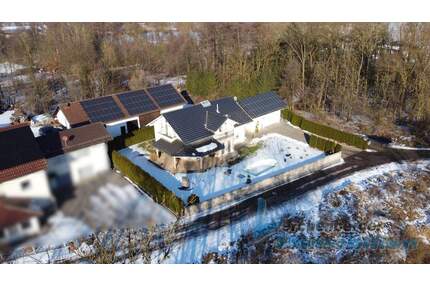 Einfamilienhaus mit Pool und Stadl Nähe Plattling - Stephansposching Steinfürth