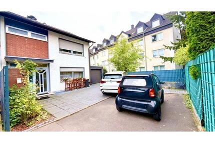 Attraktives Reihenhaus zur Langzeitmiete – voll möbliert - Niederkassel