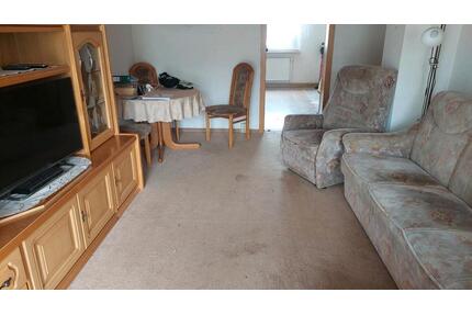 Dreiraumwohnung - 40.000,00&nbsp;EUR Kaufpreis, ca.&nbsp; 61,00&nbsp;m&sup2; in Hartenstein (PLZ: 08118)