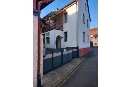 Einfamilienhaus - 169.000,00&nbsp;EUR Kaufpreis, ca.&nbsp; 99,30&nbsp;m&sup2; in Staudernheim (PLZ: 55568)