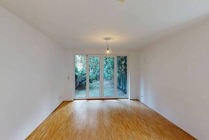 Schönes 3-Zimmer-Reihenhaus mit TERRASSE, BALKON und EBK und Keller - Hamburg Rahlstedt