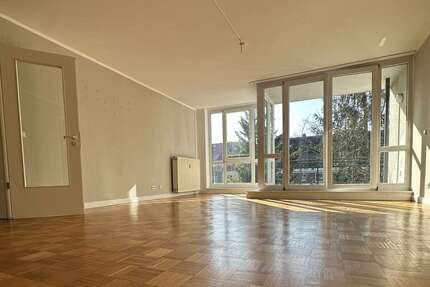 Wohnung zum Mieten in Berlin 1.129,38 € 93.31 m²