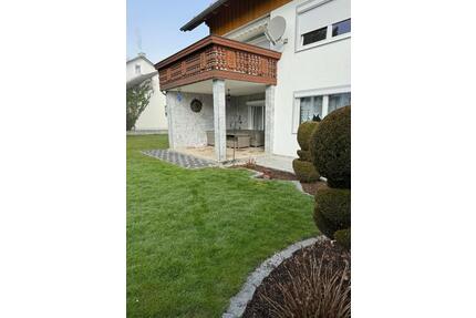 Möblierte Erdgeschosswohnung im Dreifamilienhaus - Hengersberg