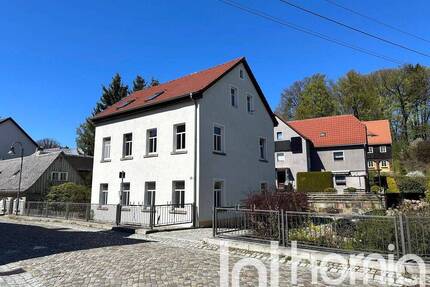 3-Familienhaus in ruhiger Wohnlage mit Bachlauf - Schirgiswalde