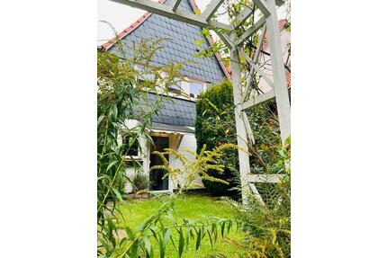 Kleines Einfamilienhaus, ruhige Lage, renoviert und modernisiert - Wesertal