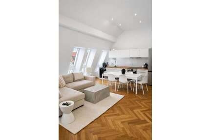 Wohnung zum Mieten in Berlin 2.200,00 € 122 m²