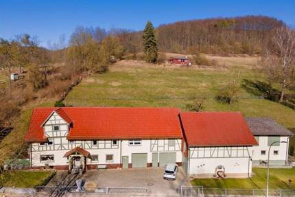 Ihr Rückzugsort in gutem Zustand am Ortsrand: Charmantes Wohnhaus mit Nebengebäude - Meinhard Motzenrode