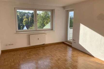 Wohnung zum Mieten in Regensburg 474,30 € 37.08 m²