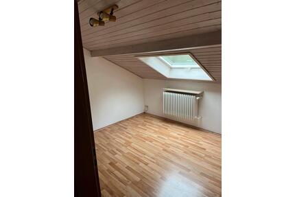 Dachgeschosswohnung in zentraler Lage - ideal für Studierende! - Eichstätt