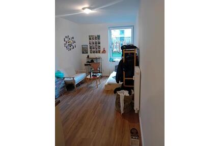 kurzmiete s rübenkamp - 700,00&nbsp;EUR Kaltmiete, ca.&nbsp; 25,00&nbsp;m&sup2; in Hamburg (PLZ: 22159) Wandsbek